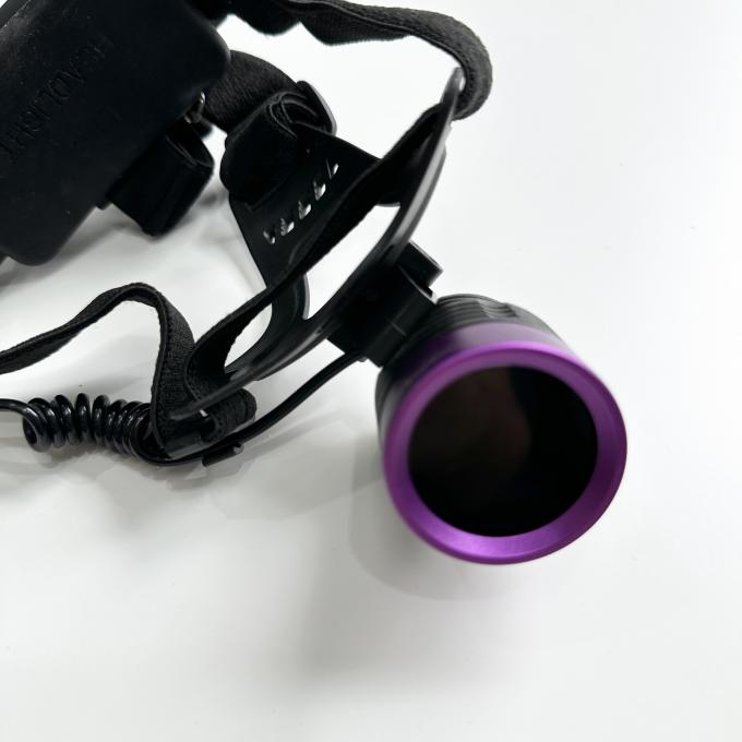 ফ্লুরোসেন্ট ম্যাগনেটিক পার্টিক্যাল ইউভি হেডল্যাম্প DG-3101S যার শিখর তরঙ্গদৈর্ঘ্য 365-370nm এবং 2pcs 18650 লিথিয়াম ব্যাটারি 1