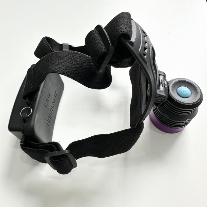 ফ্লুরোসেন্ট ম্যাগনেটিক পার্টিক্যাল ইউভি হেডল্যাম্প DG-3101S যার শিখর তরঙ্গদৈর্ঘ্য 365-370nm এবং 2pcs 18650 লিথিয়াম ব্যাটারি 3