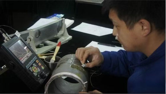 FD-GT-1010 আল্ট্রাসনিক ত্রুটি সনাক্তকারী স্কয়ার ওয়েভ ড্রাইভ 5.7-ইঞ্চি টিএফটি স্ক্রিন চাপ পাত্র রেলওয়ে পরিদর্শনের জন্য