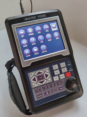 HUATEC FD560 পোর্টেবল ডিজিটাল আল্ট্রাসোনিক ত্রুটি ডিটেক্টর 120dB সংবেদনশীলতা এবং NDT পরীক্ষার জন্য IP65 সুরক্ষা সহ